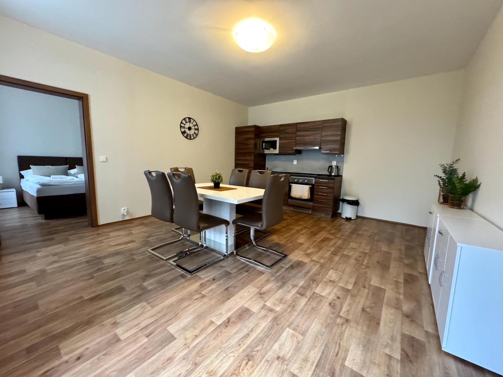 Apartmány Laubeho náměstí Teplice Exterior foto